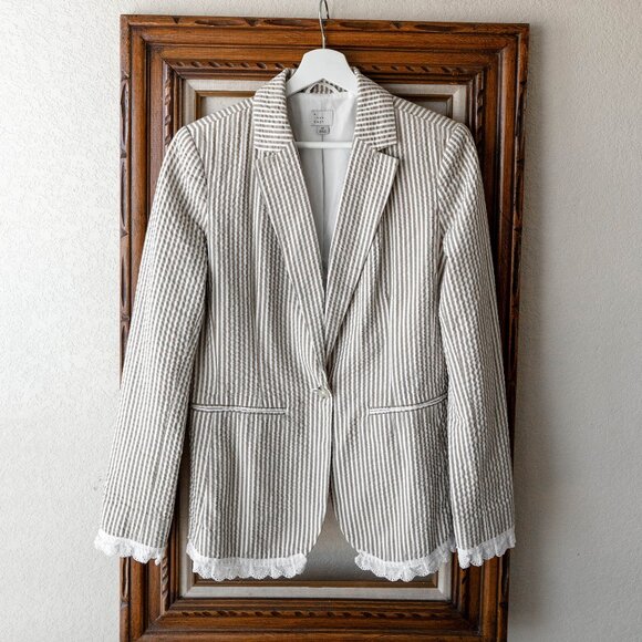 A New Day Women’s Size 10 Seersucker Blazer 100% Cotton Striped Jacket Lace Trim - Picture 1 of 9